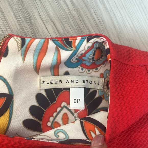 Fleur and Stone - Picture 2 of 4